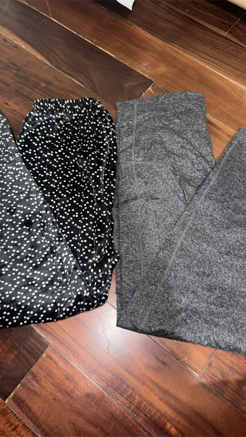 Assorted Women's Clothing Bundle - photo 5