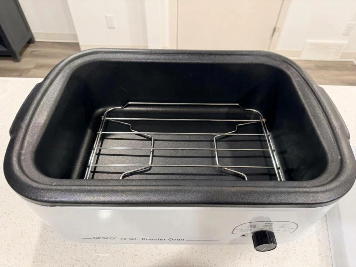 NESCO 18 Qt. Roaster Oven