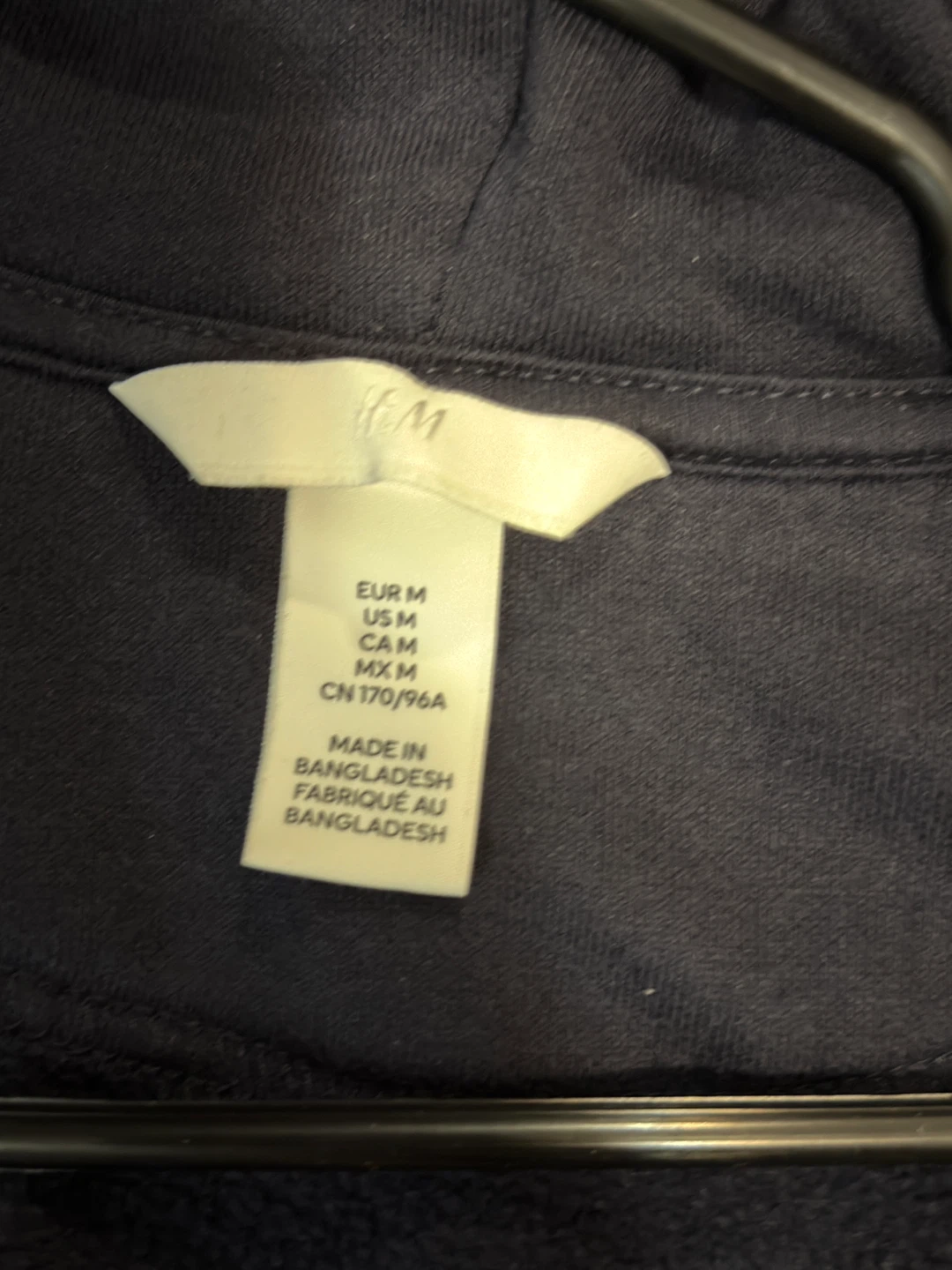 H&M Black Zip-Up Hoodie Medium - photo 2