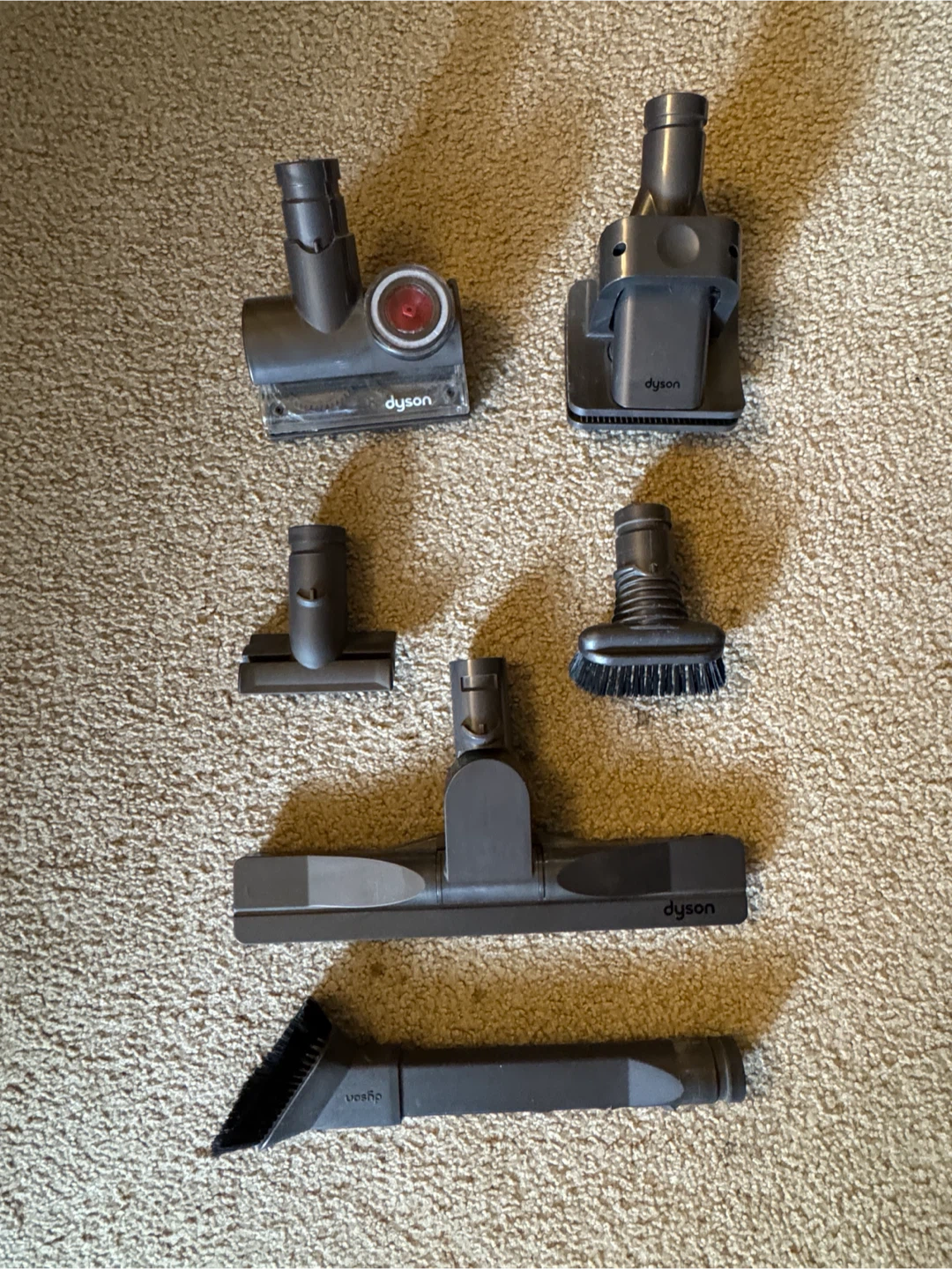 Dyson Small Ball Upright Vacuum - photo 4