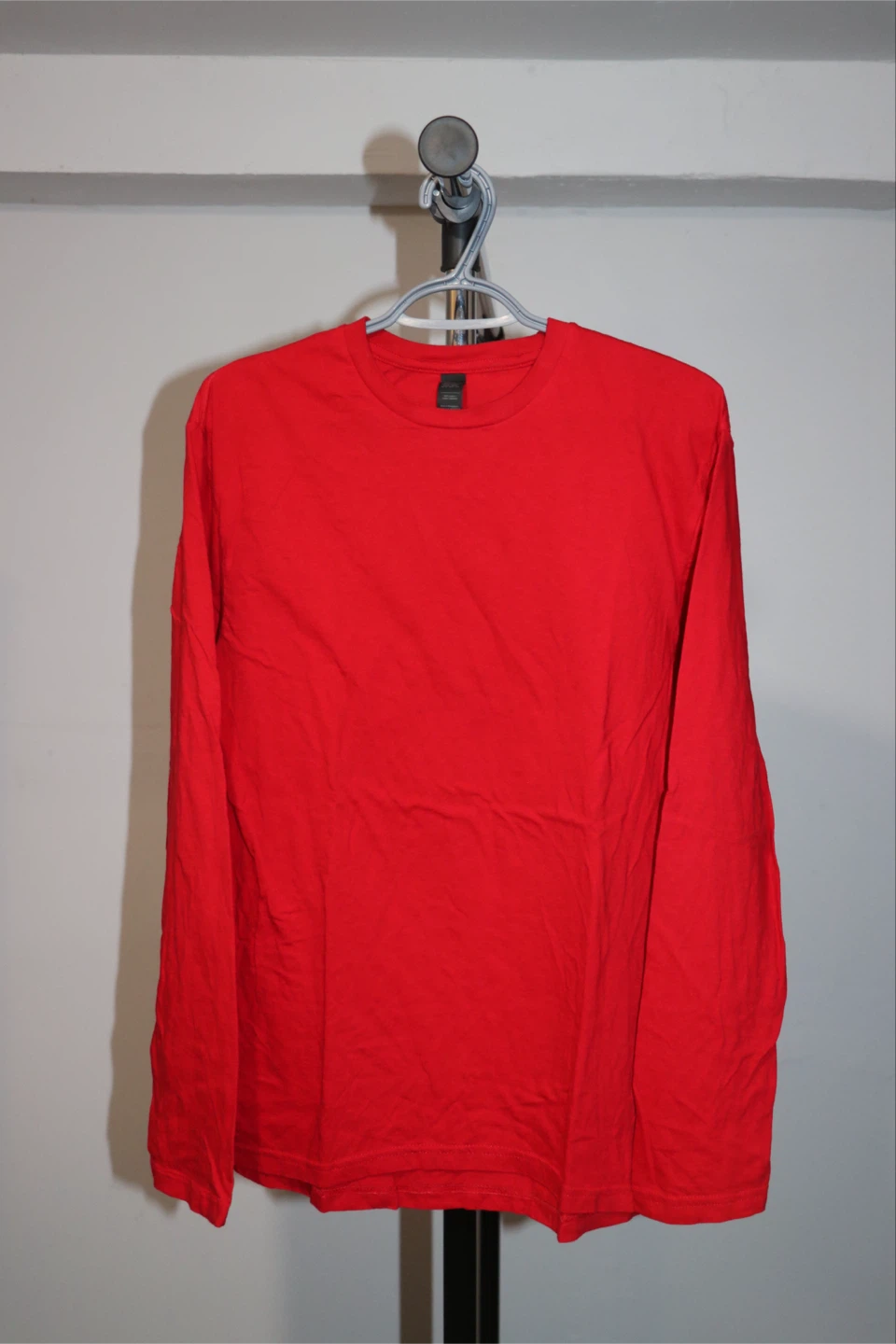 Red T-shirt (Unisex)