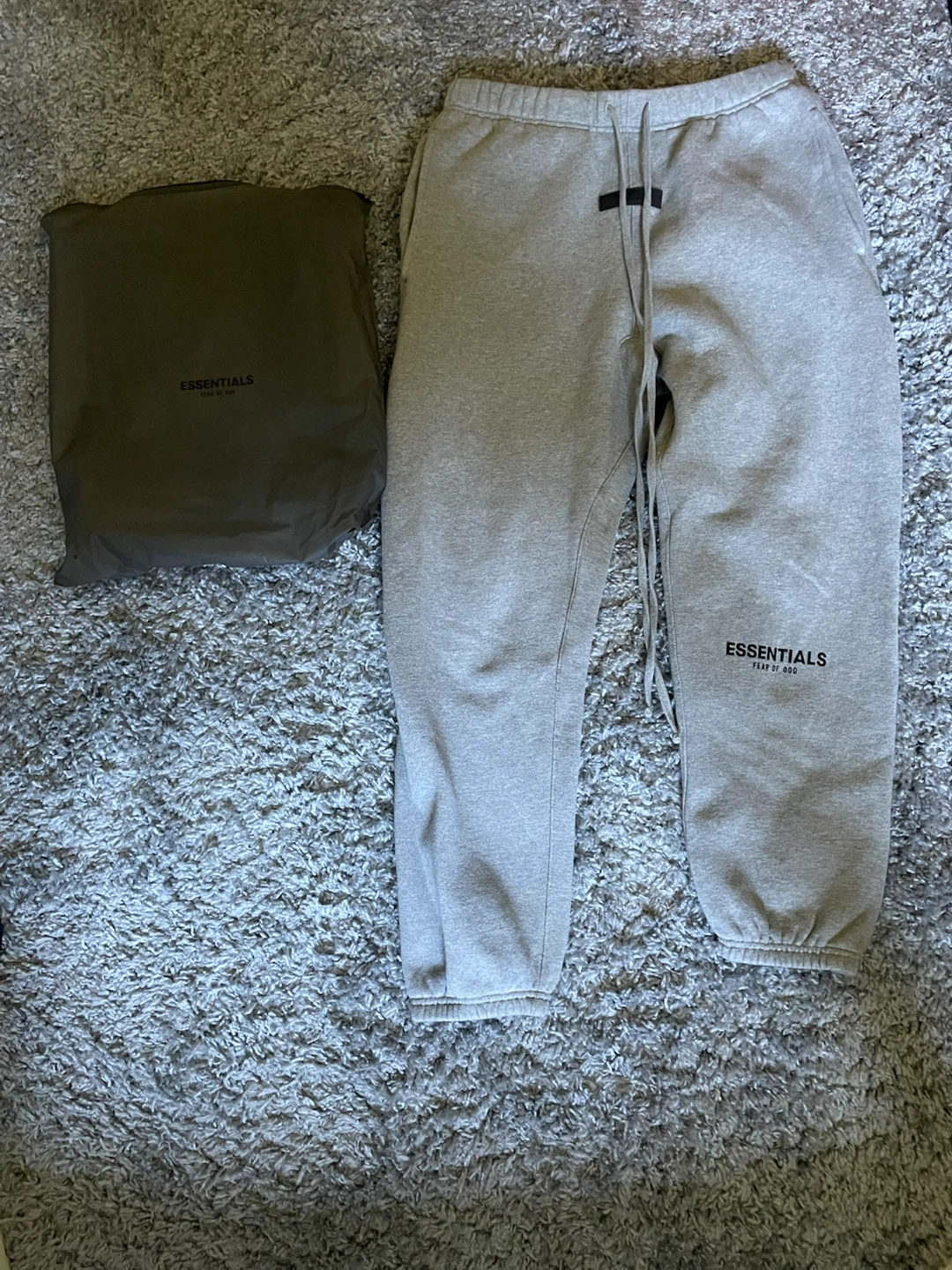 Dark oat Essentials Fear of God Sweatpants