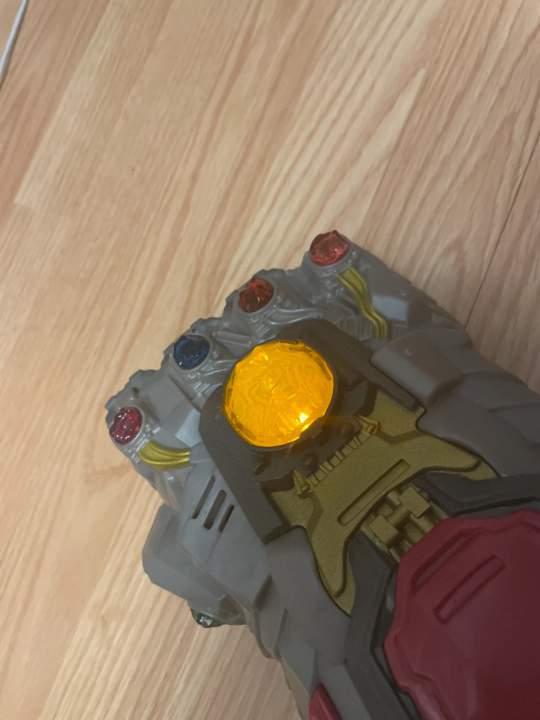 Hasbro Marvel Avengers Infinity Gauntlet - photo 2