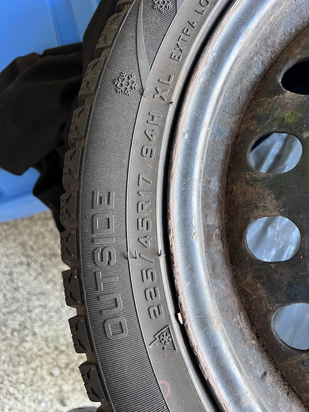 4 Mirage MR-W562 Studless Tires 225/45R17 - photo 3