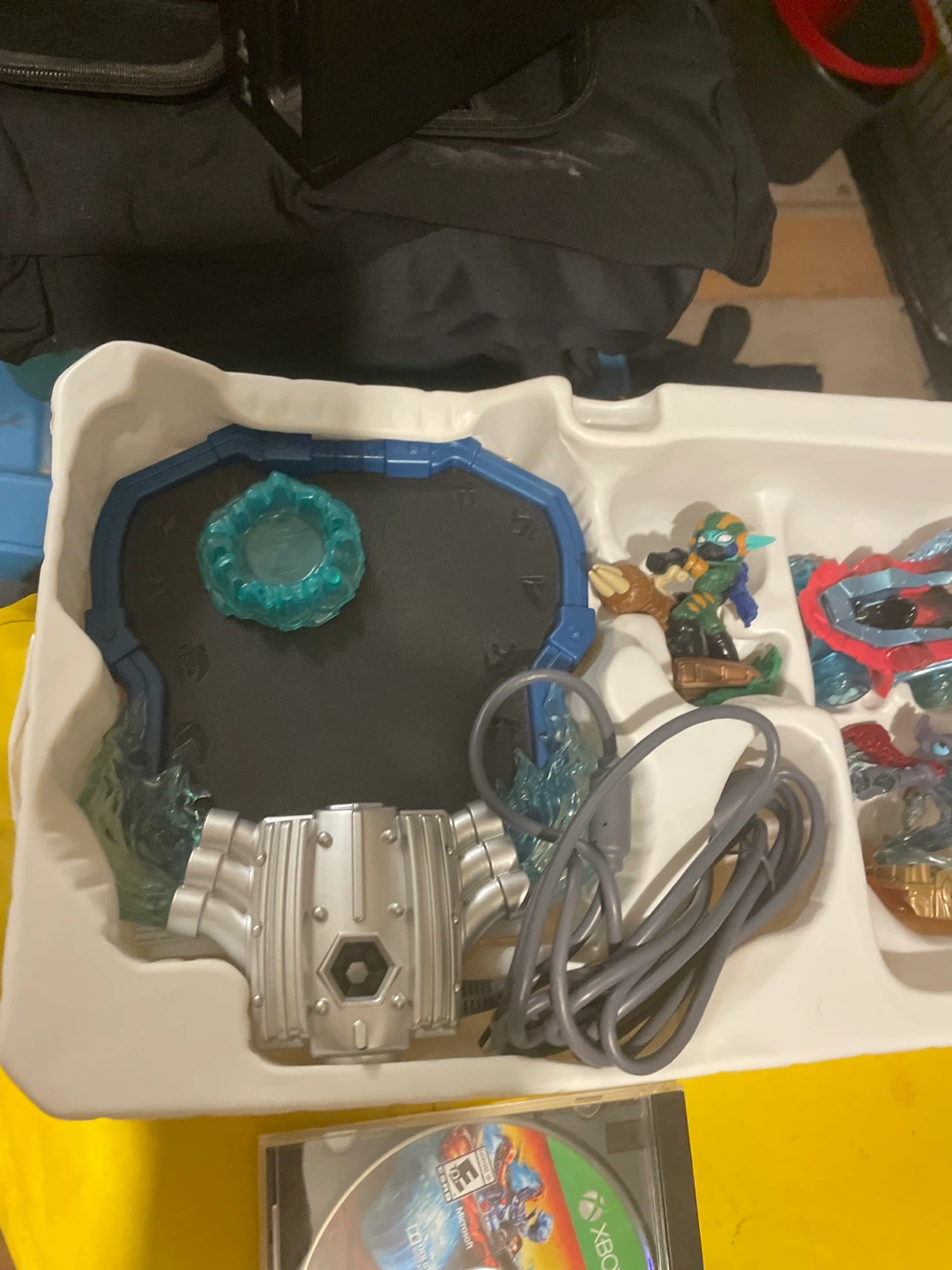 Skylanders SuperChargers Starter Pack for Xbox One - photo 3