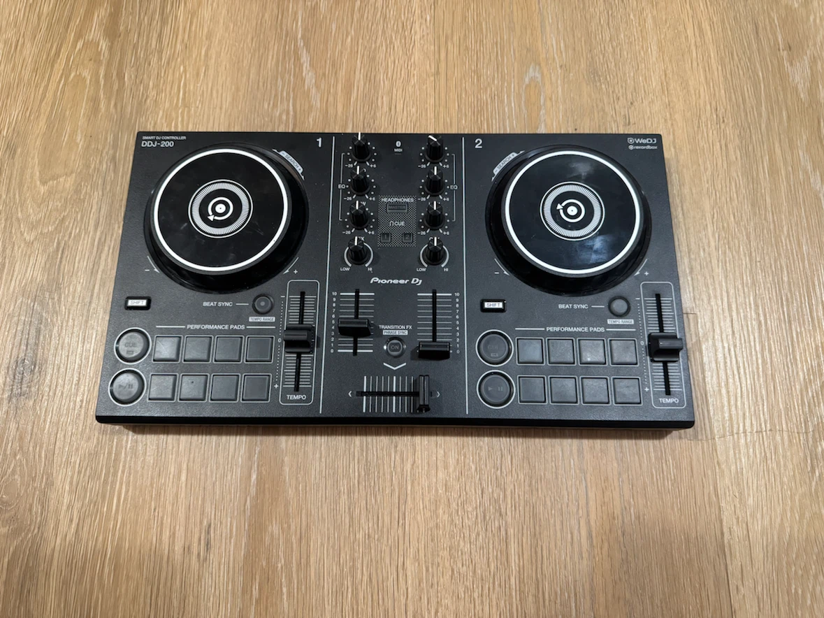 Pioneer DJ DDJ-200 2-Channel Smart DJ Controller