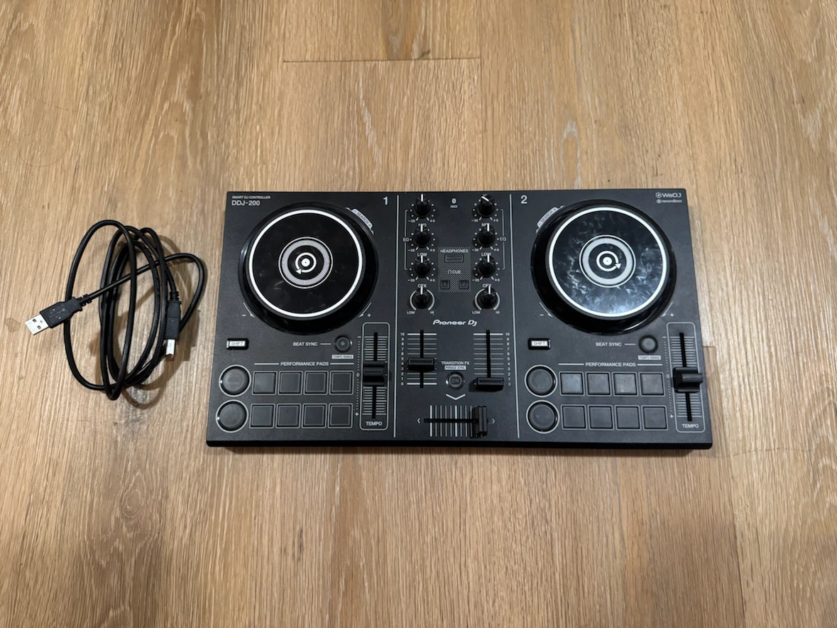 Pioneer DJ DDJ-200 2-Channel Smart DJ Controller - photo 2
