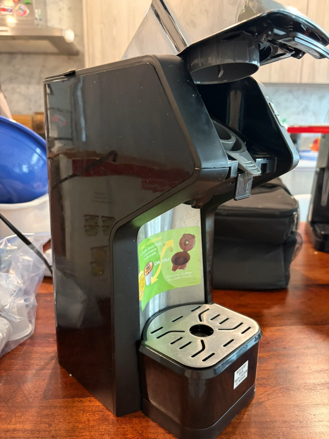 Black Single-Serve Coffee Maker