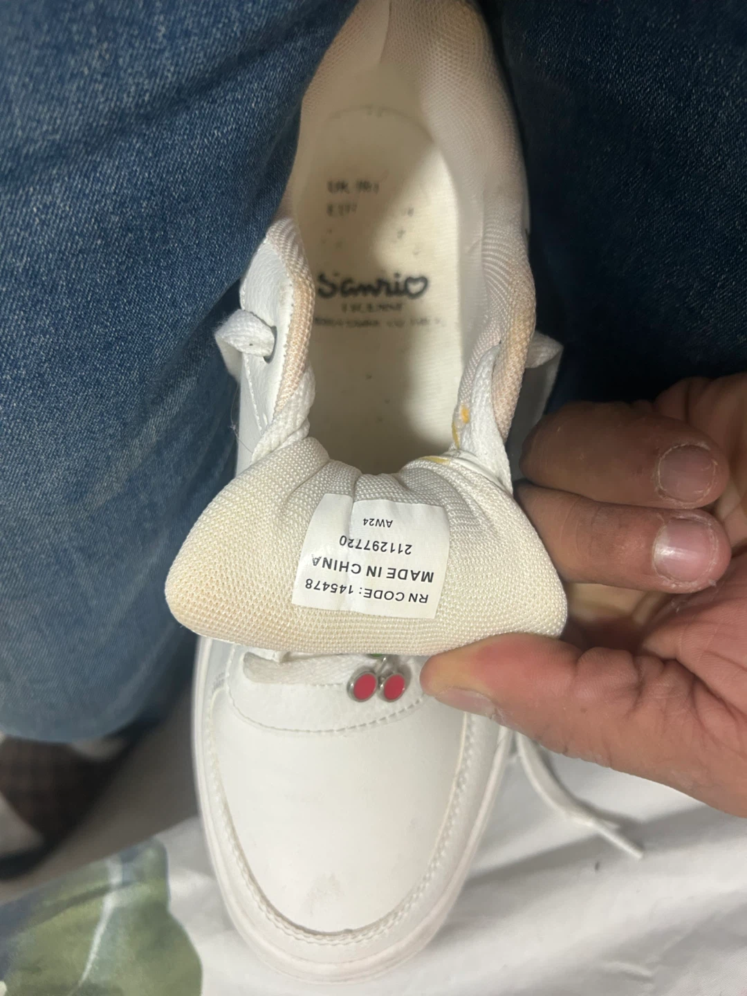 Sanrio Hello Kitty White Platform Sneakers - photo 3