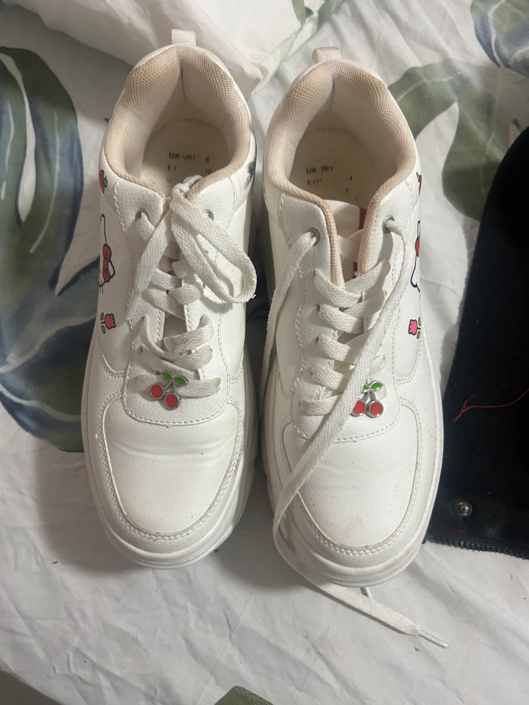Sanrio Hello Kitty White Platform Sneakers - photo 5