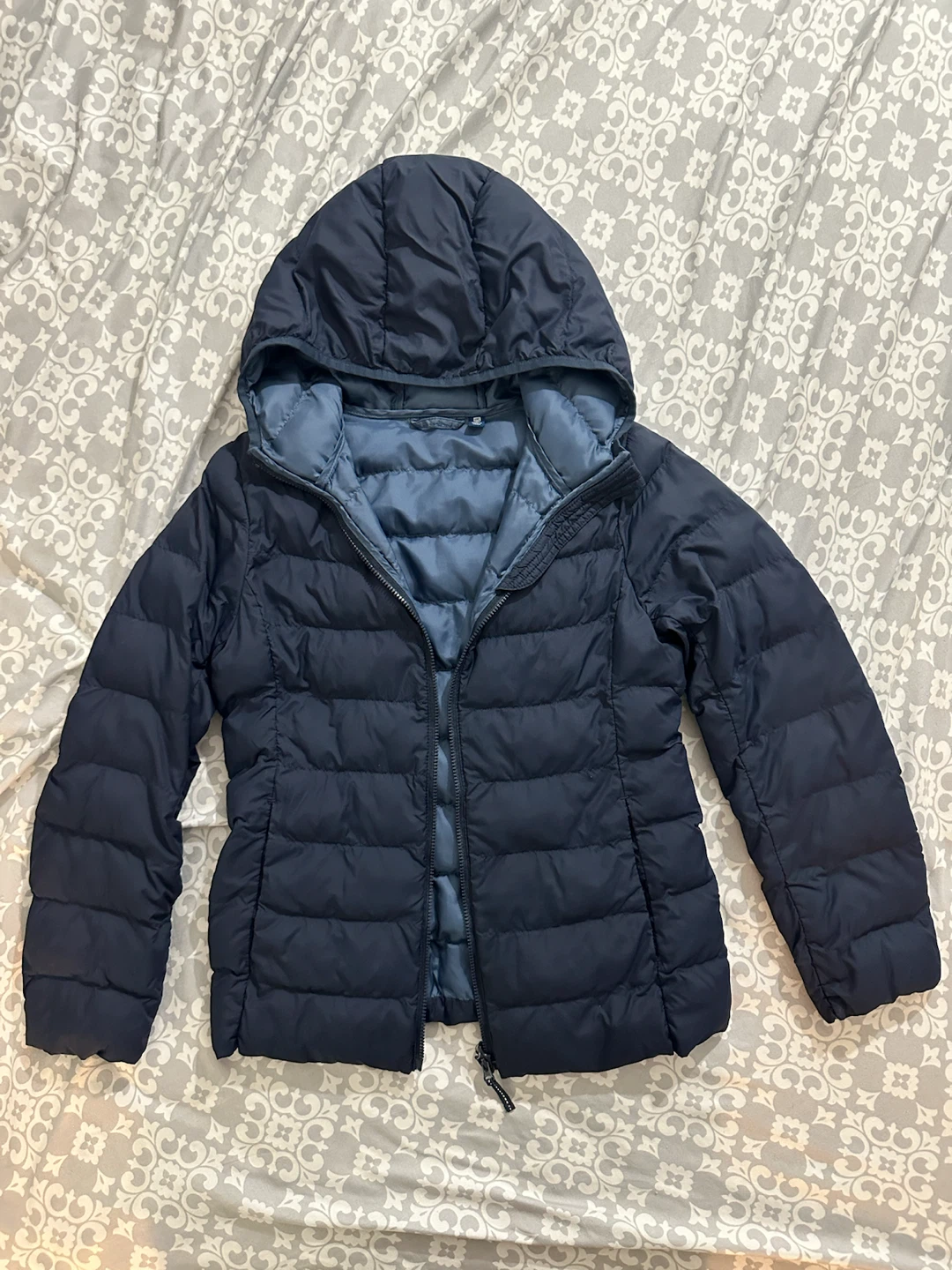 Uniqlo Kids Puffer Jacket Size 140