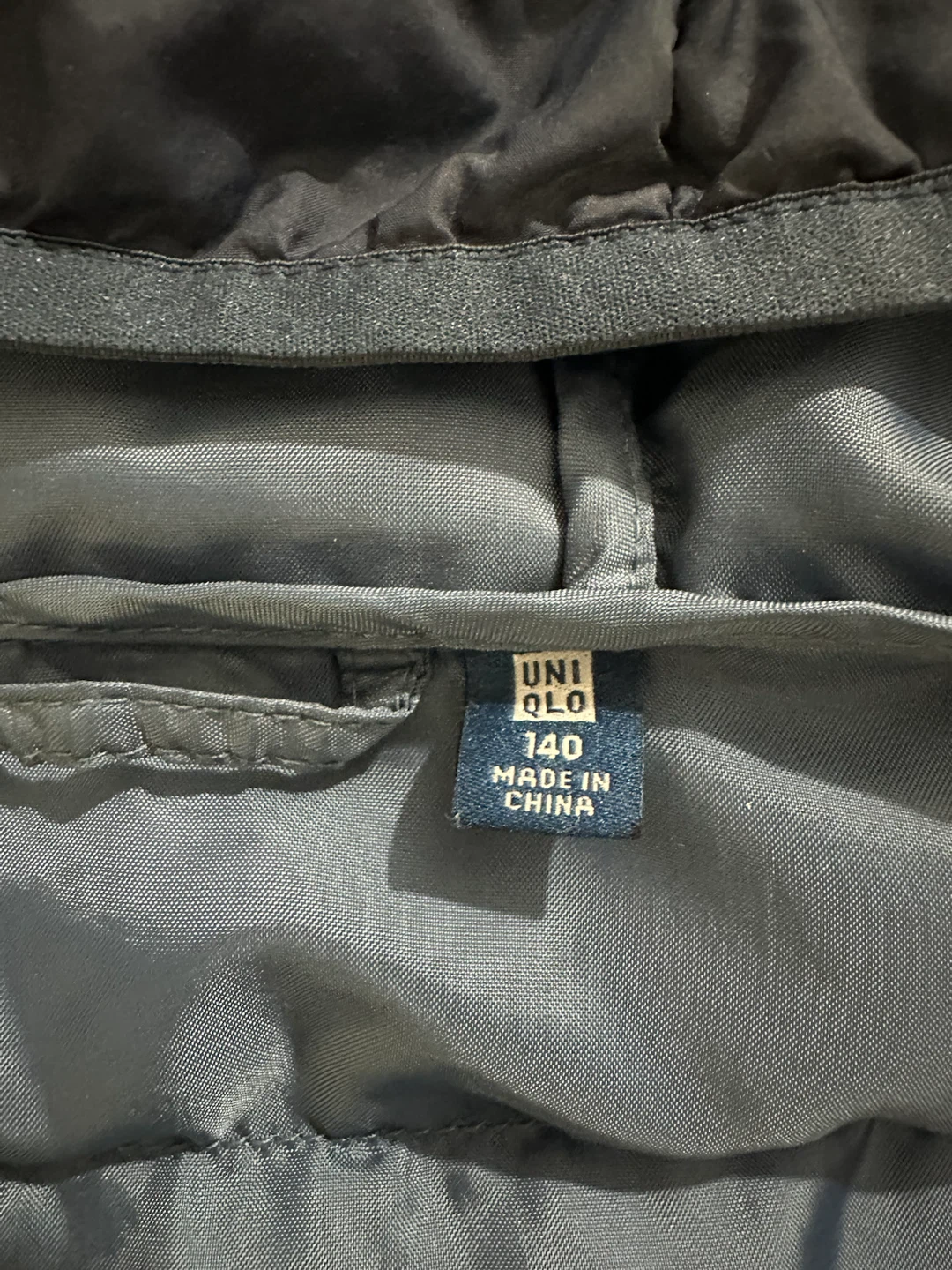 Uniqlo Kids Puffer Jacket Size 140 - photo 3