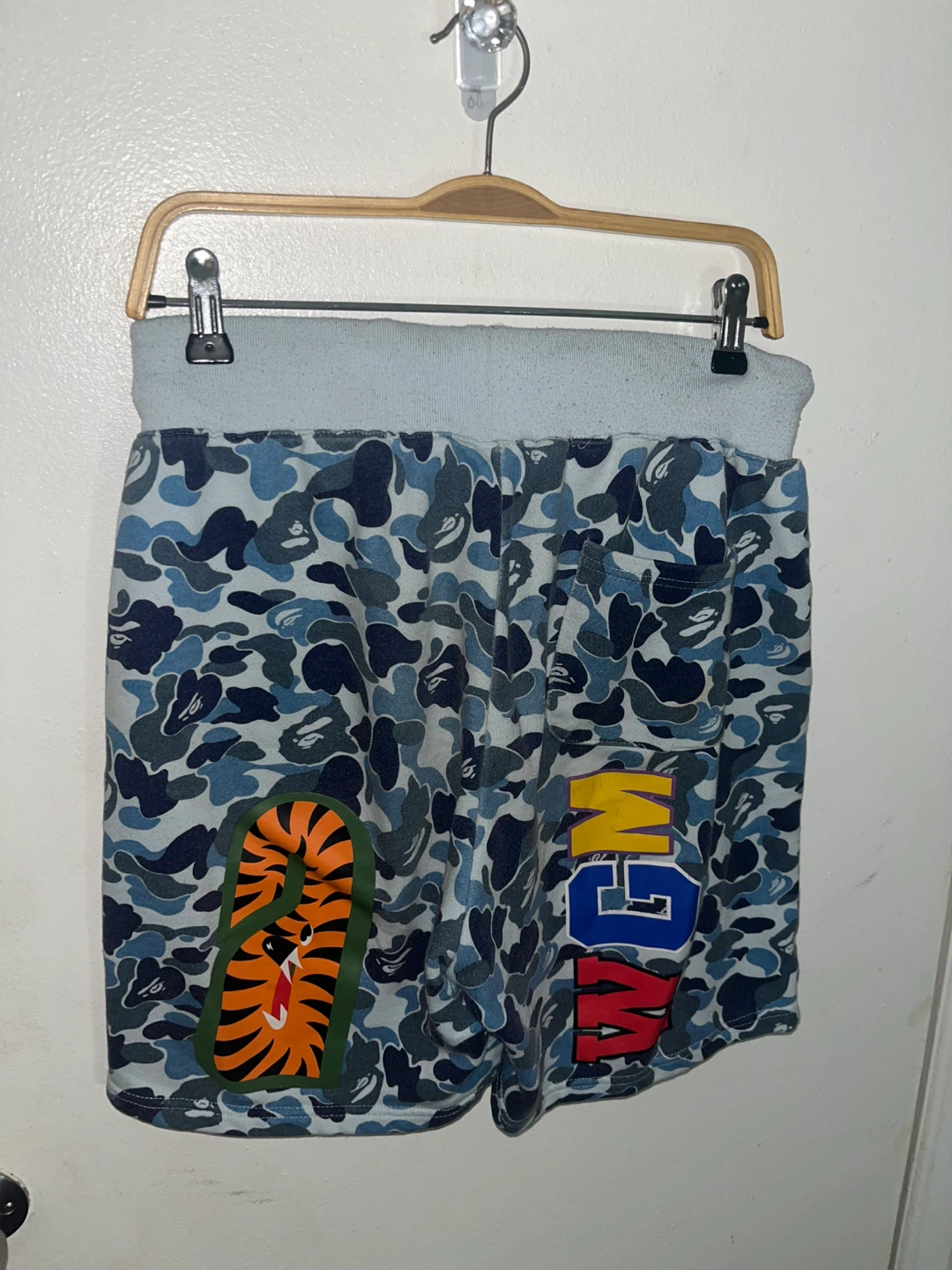 A Bathing Ape Shark blue Camo Shorts size XL - photo 3