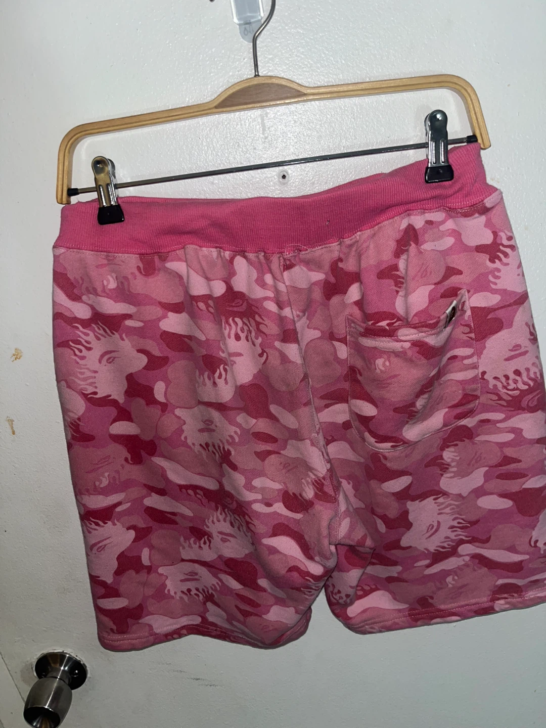 A Bathing Ape Pink Camo Shorts size XL pink - photo 5