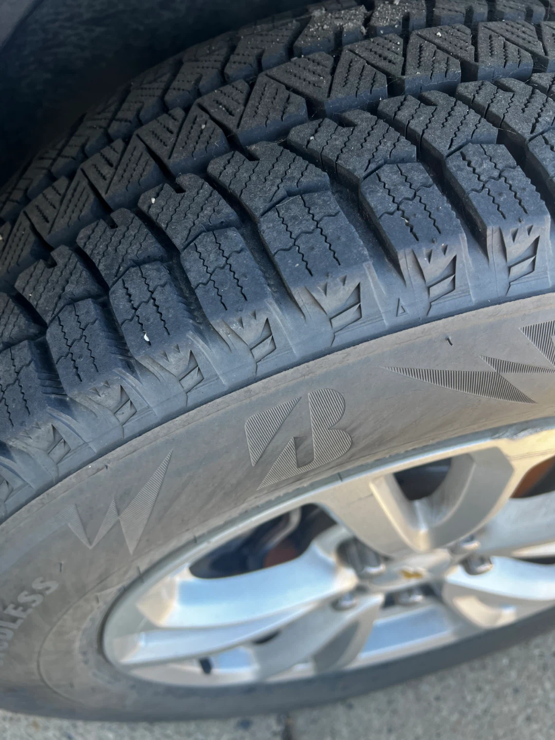 Chevrolet Equinox LT - photo 2