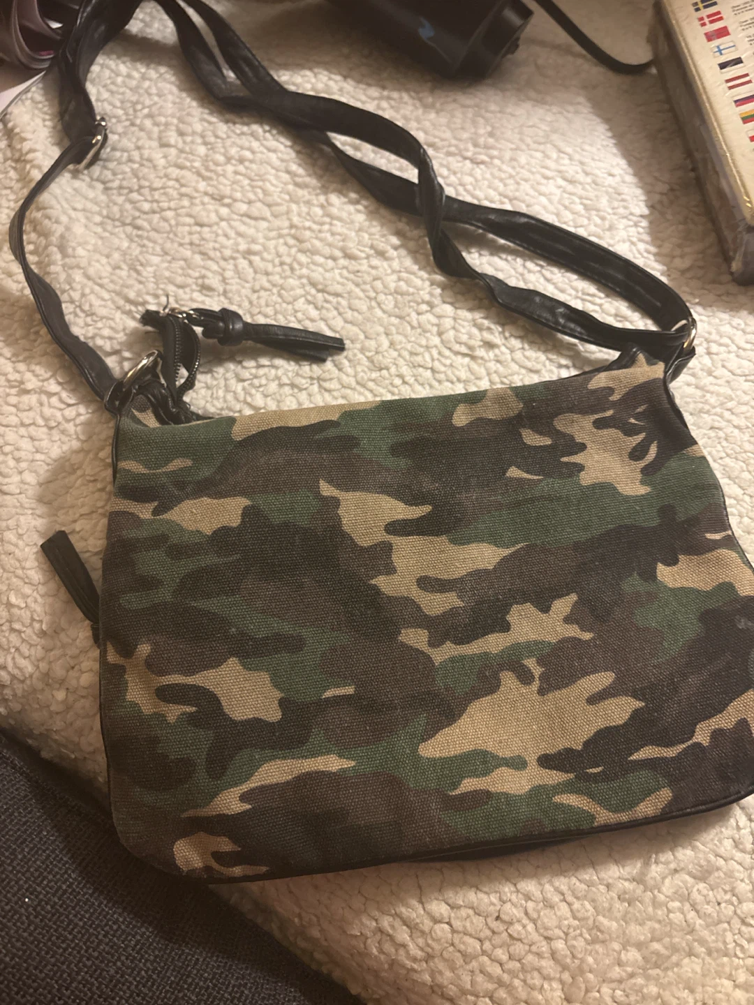 Camo print purse - photo 2
