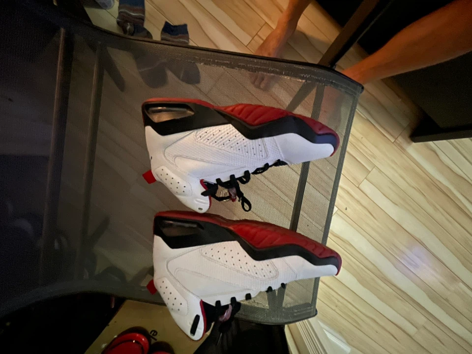 Jordan Sneakers White and Red - photo 5