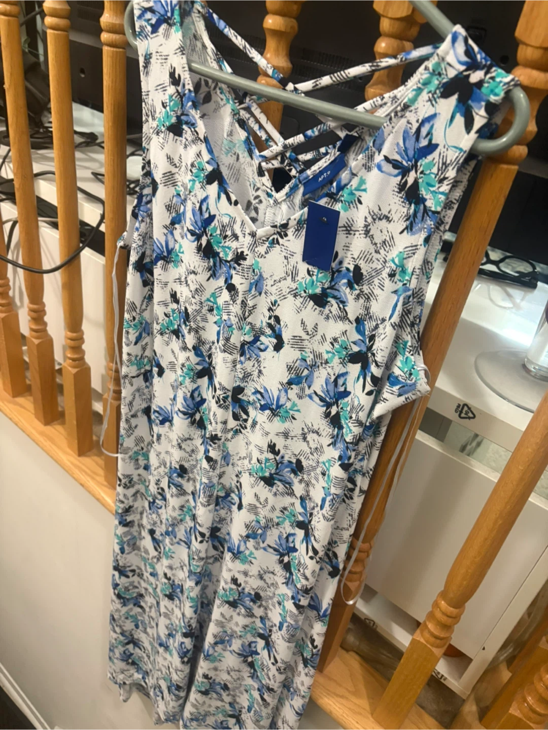 Selection of three assorted dresses - photo 5