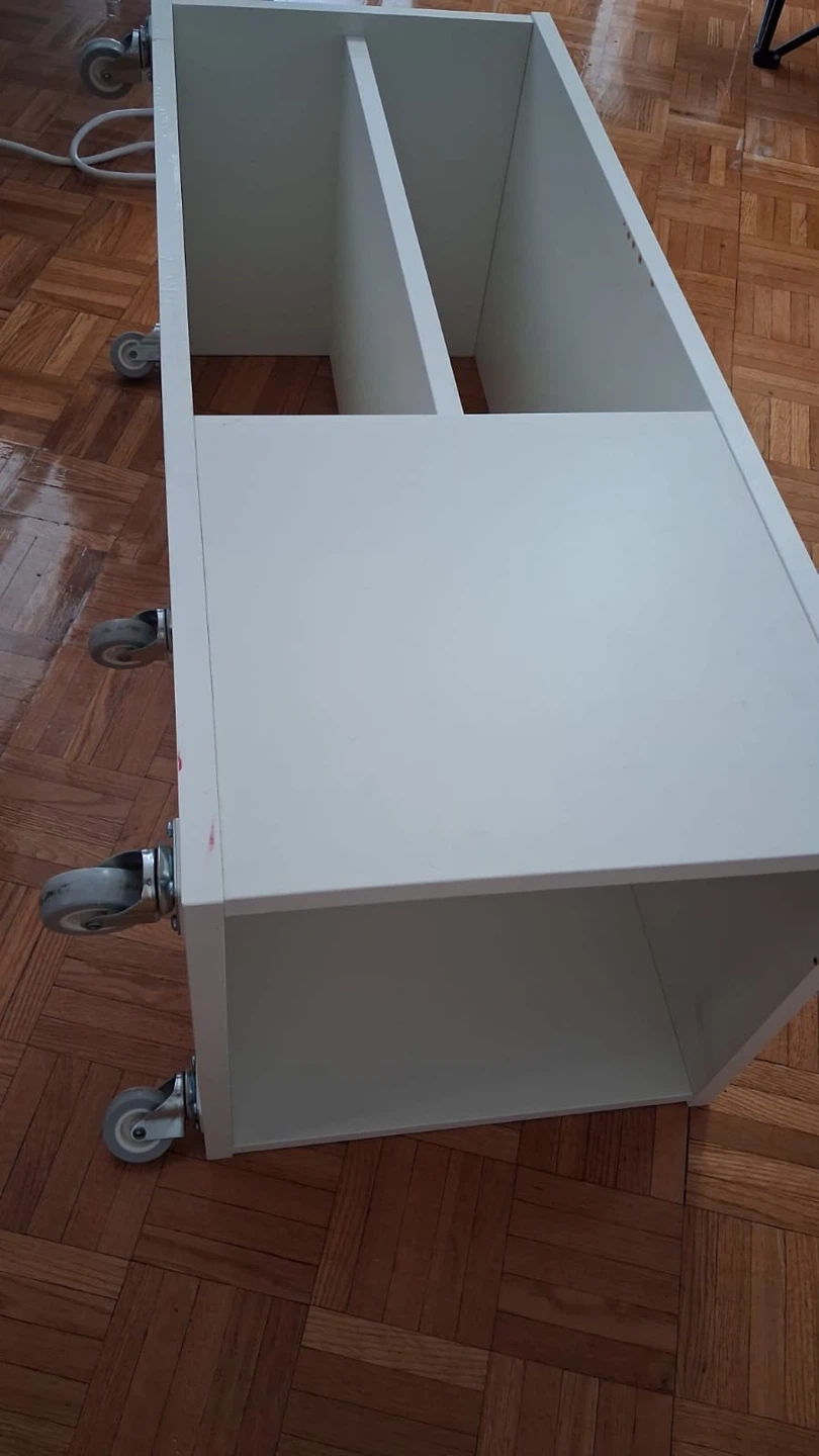 Tv Stand with wheels