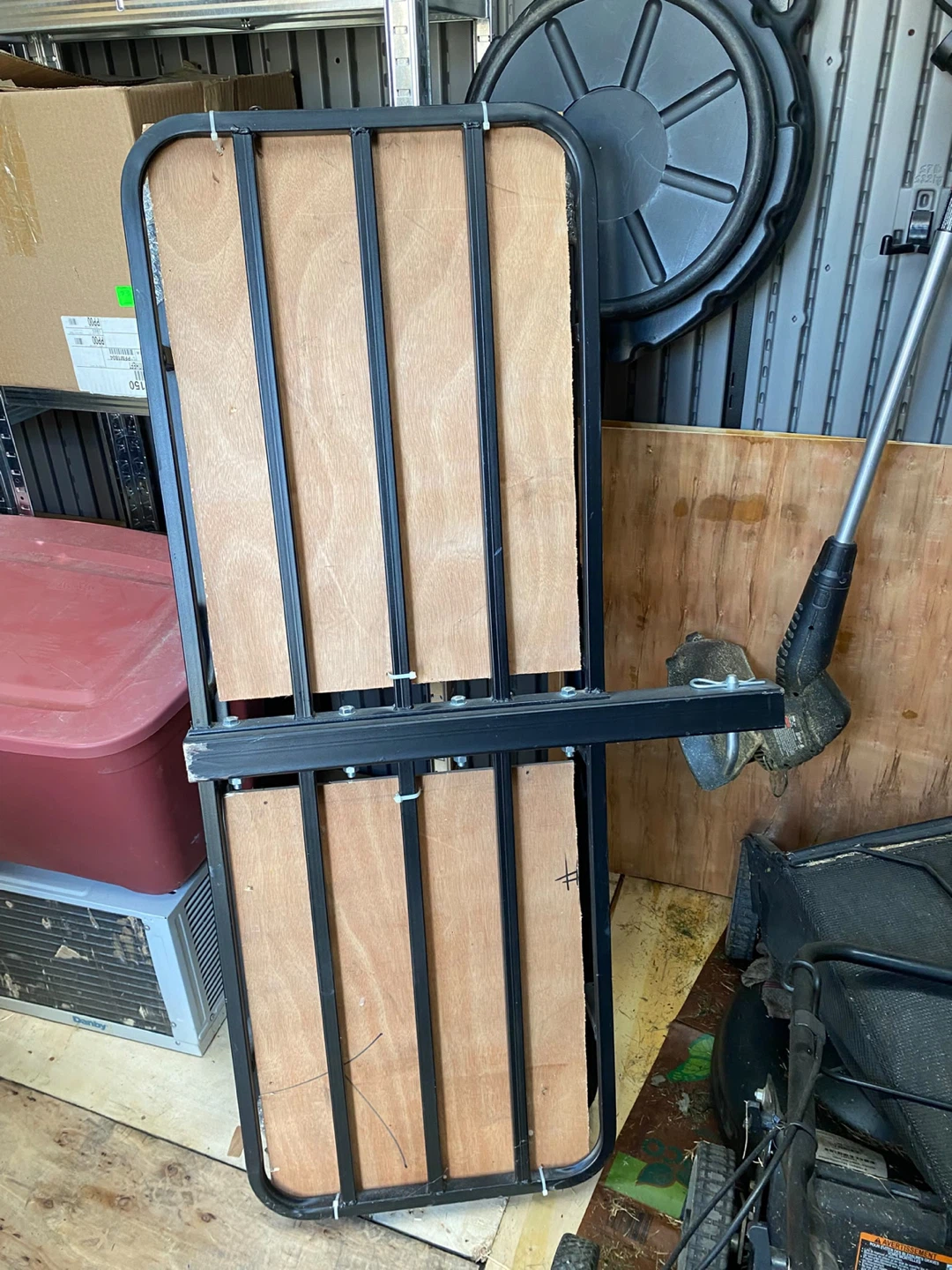 Hitch-mounted cargo carrier - photo 3