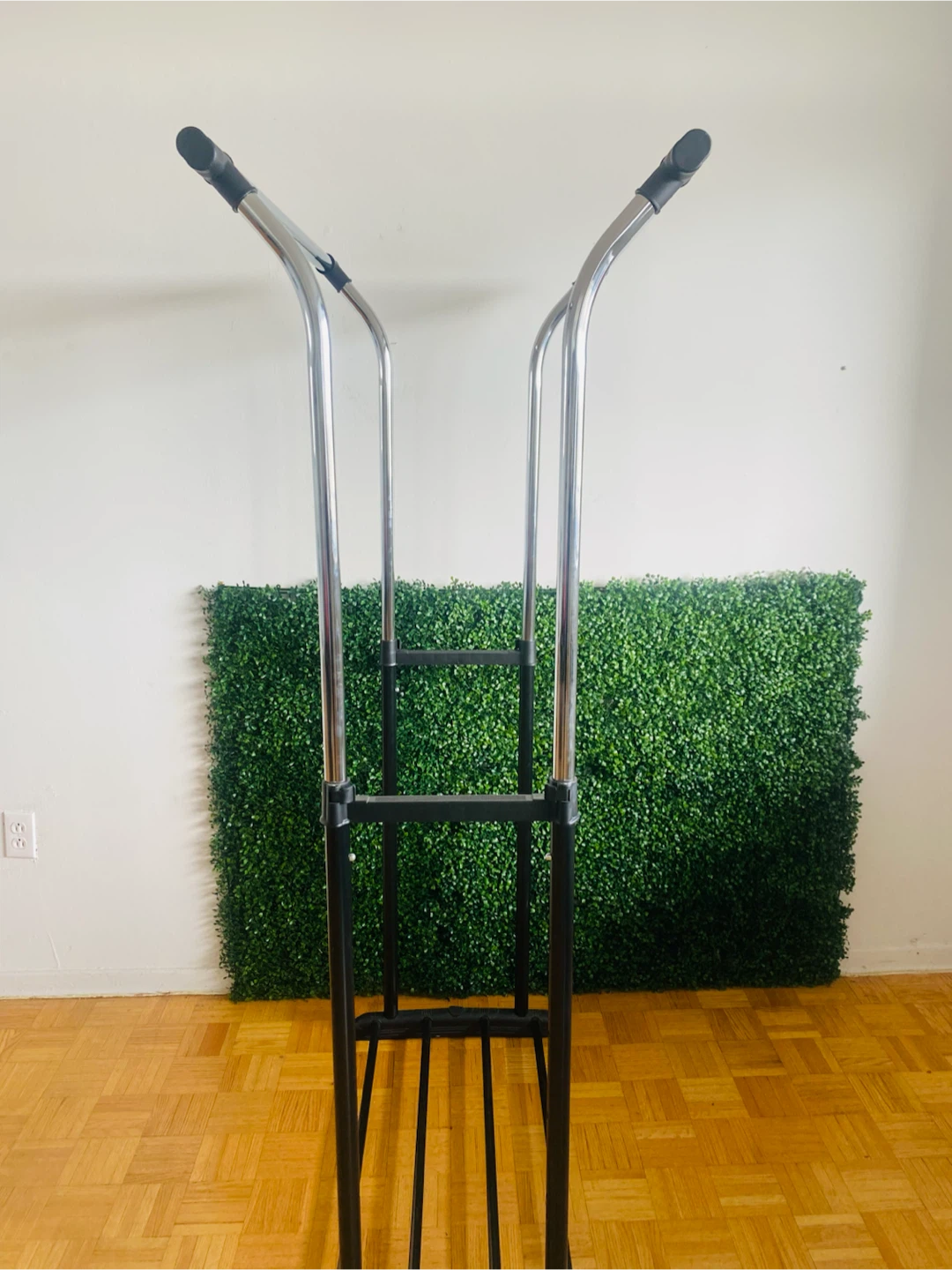 Double Rail Adjustable Garment Rack - photo 2