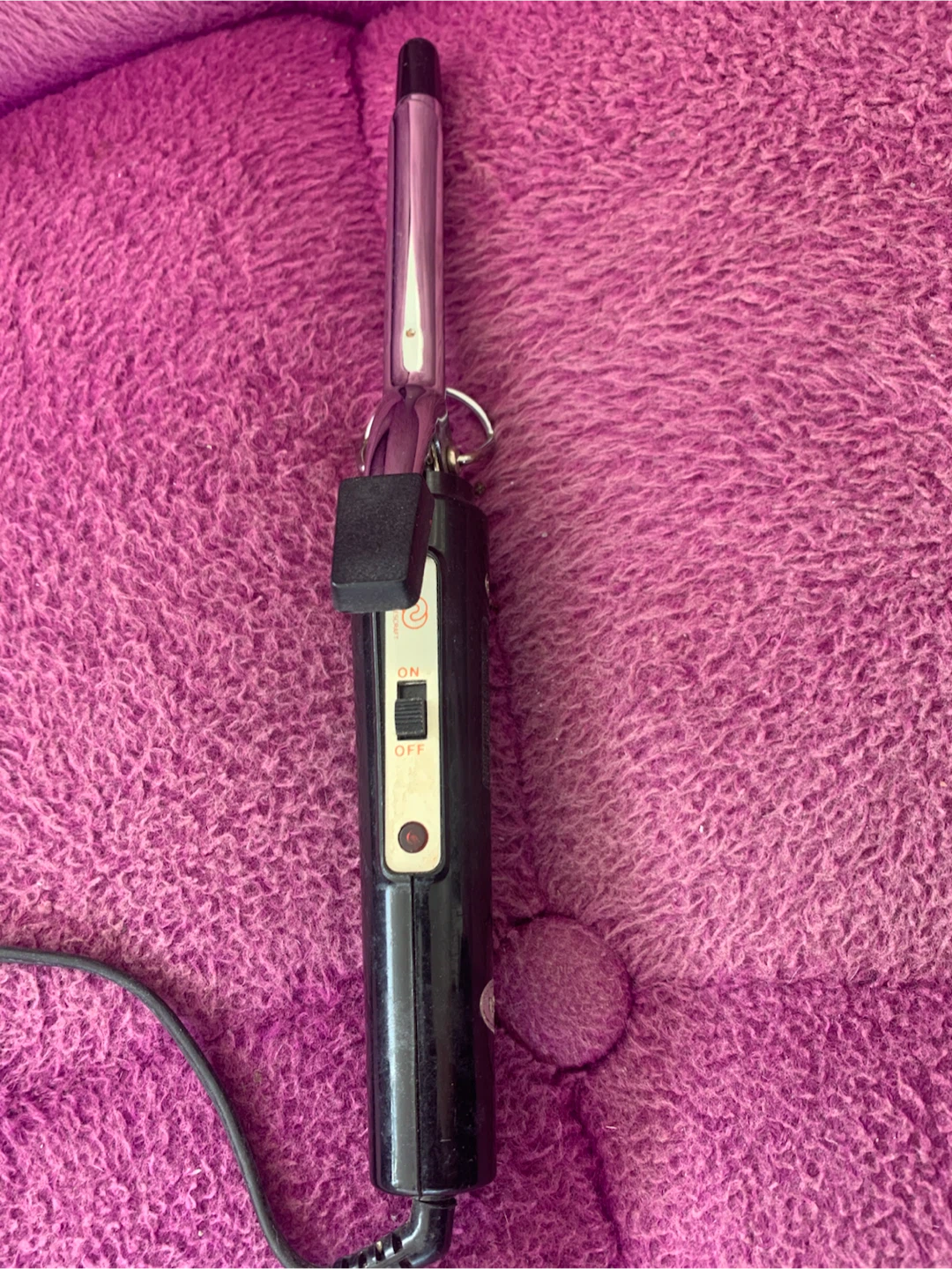 Curling iron hair, thin barrel