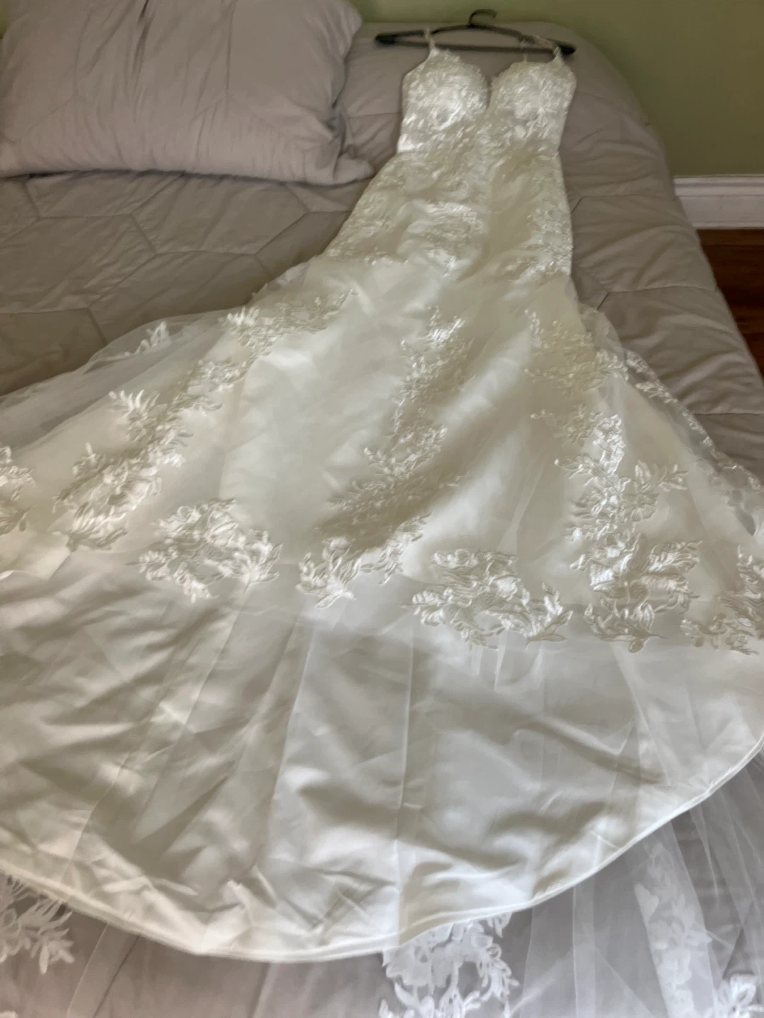 White Floral Lace Wedding Dress - photo 5