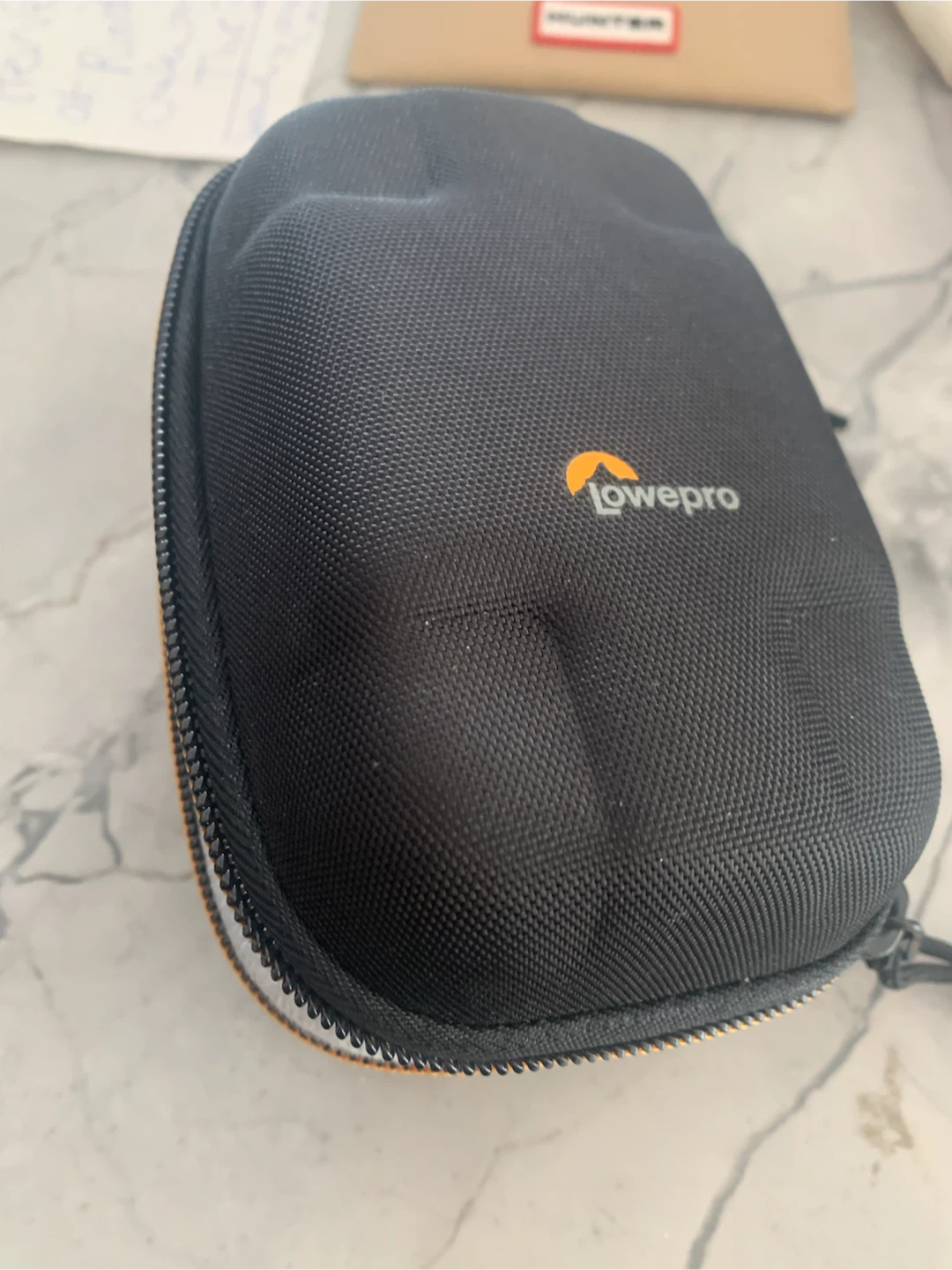 camera case Lowepro Santiago 20 ll camera case