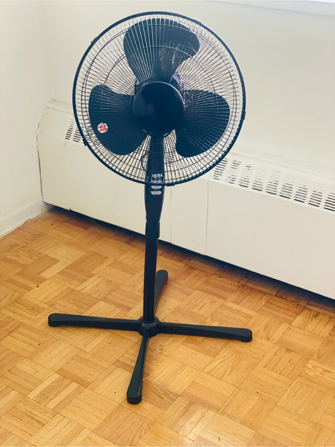 16" Stand Fan - photo 2