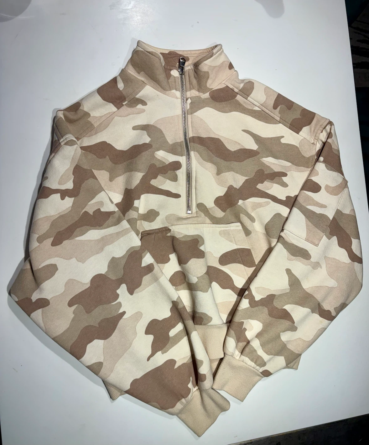 H&M Divided Camo Quarter-Zip Sweatshirt women’s XS XS