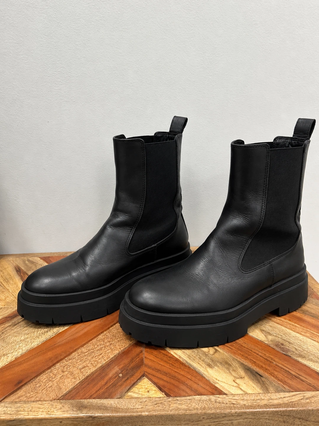 ZARA Genuine Leather Black Chelsea Boots - photo 3