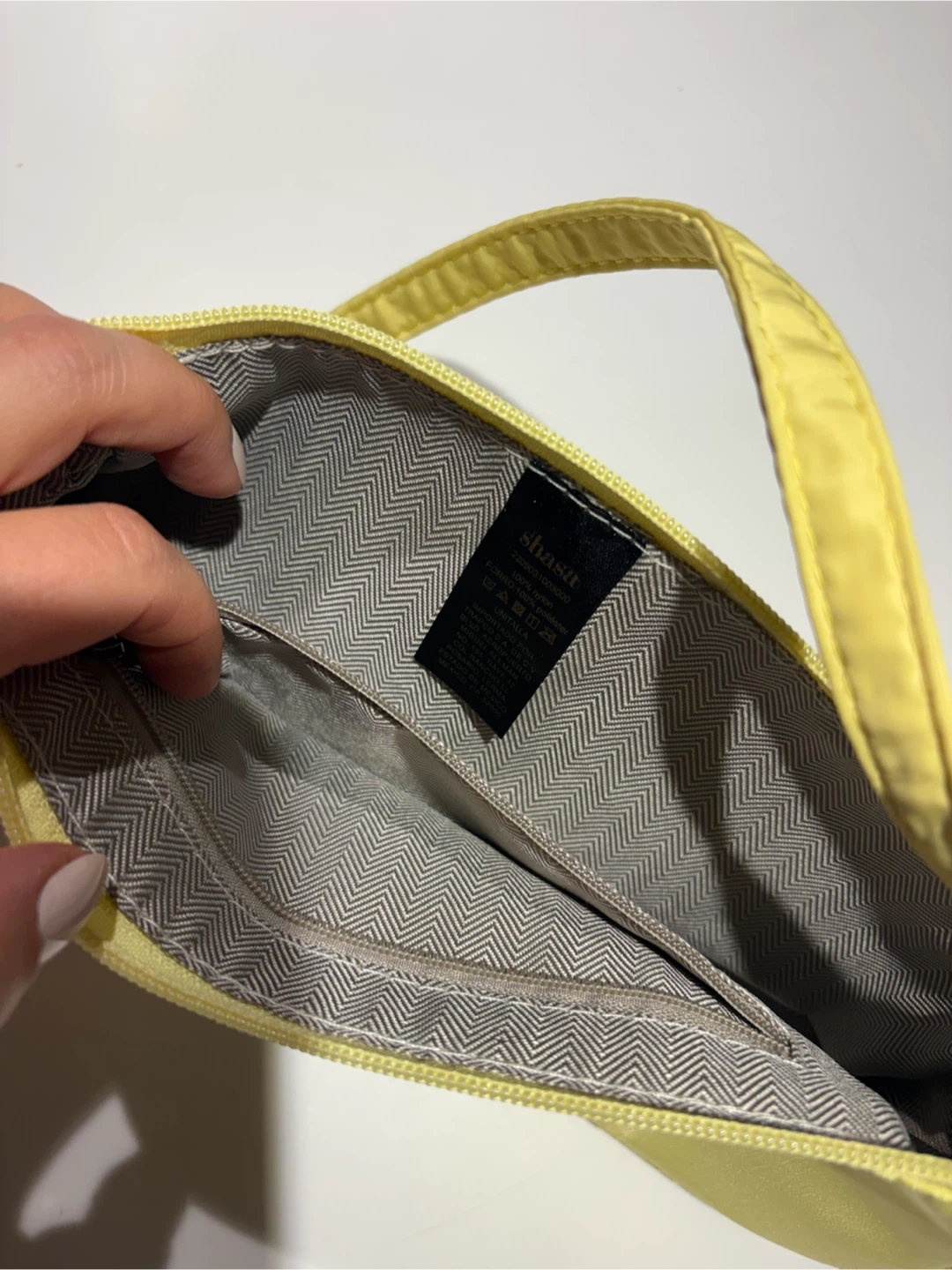 Shasa yellow nylon shoulder bag - photo 4