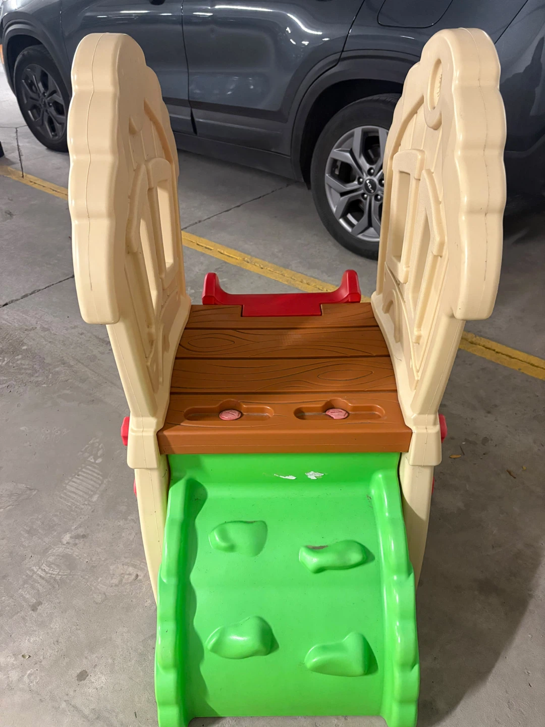 Toddlers play slide - photo 3