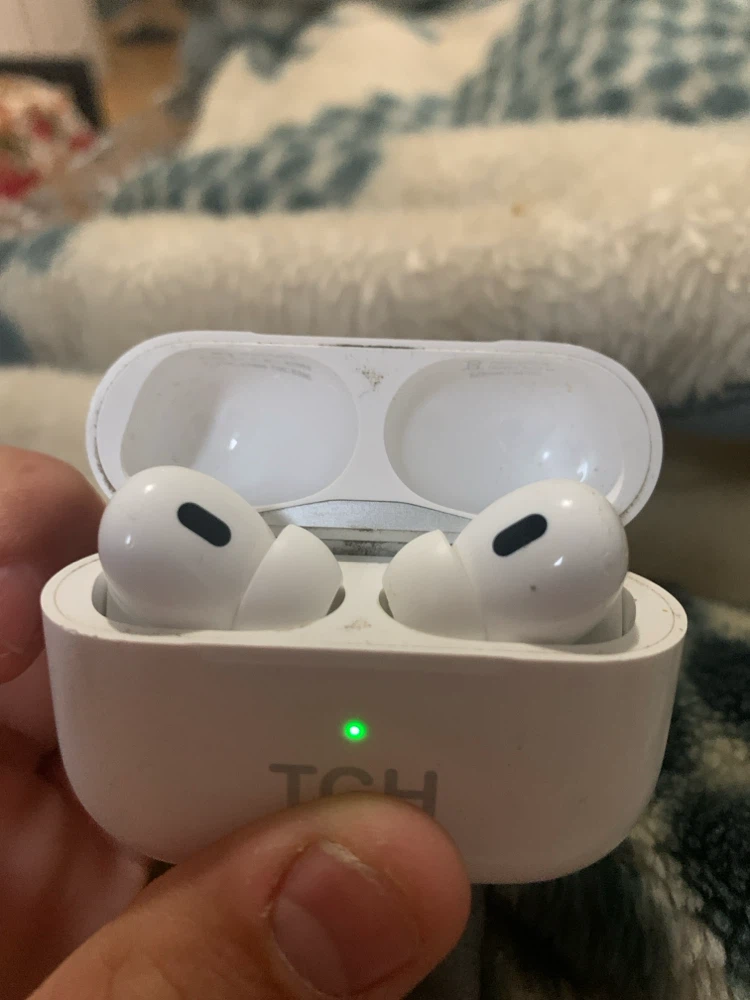 Apple AirPods Pro with Charging Case