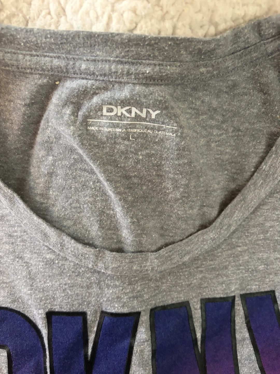 DKNY Graphic T-Shirt - photo 4