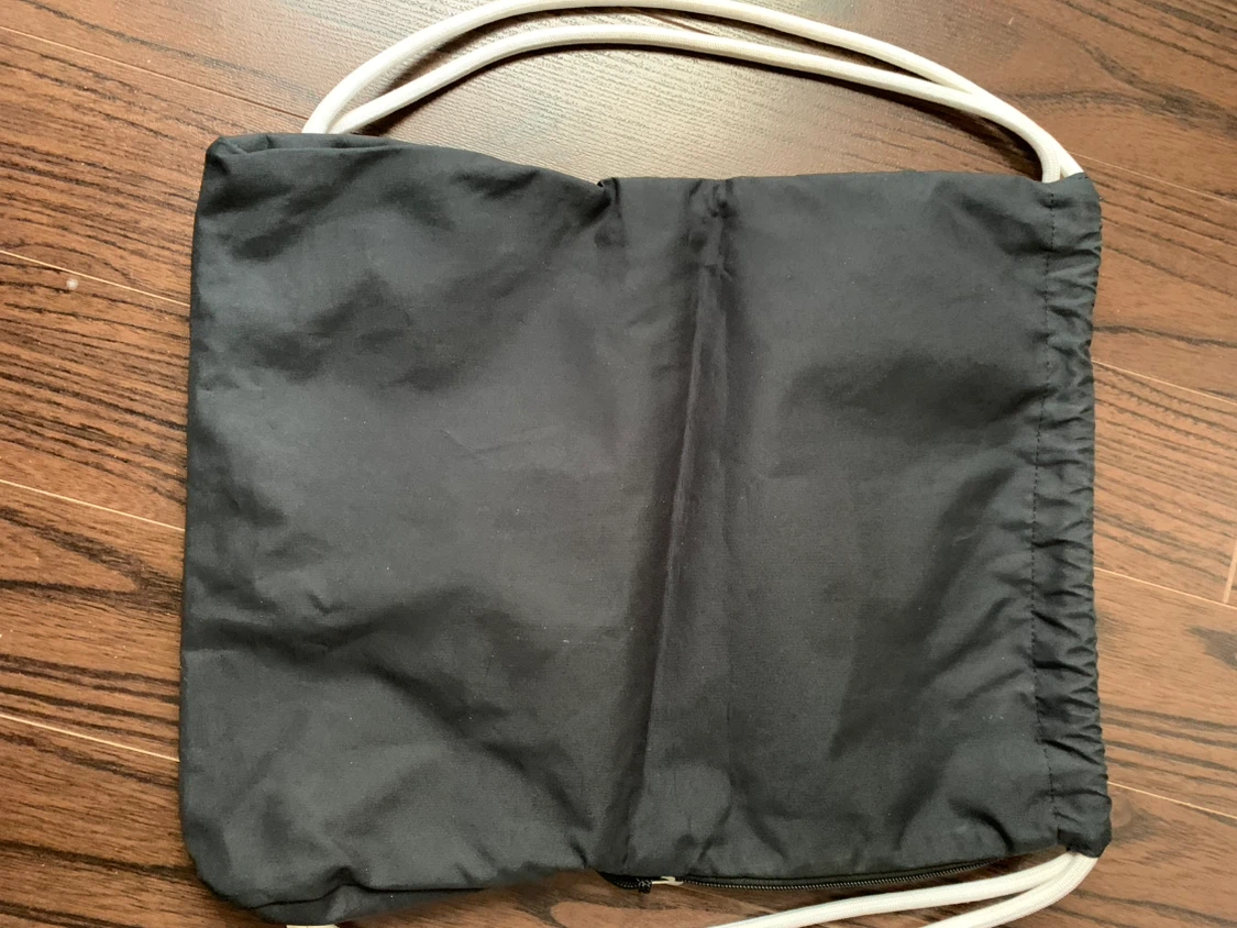 Nike Kiss My Airs Drawstring Bag - photo 2
