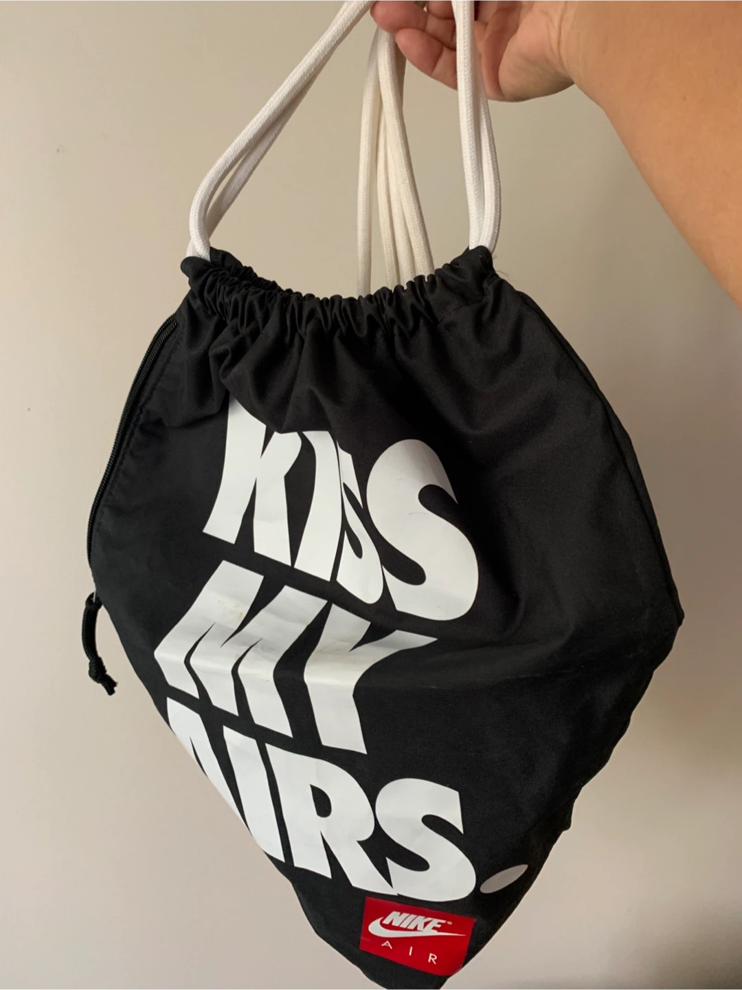 Nike Kiss My Airs Drawstring Bag - photo 5
