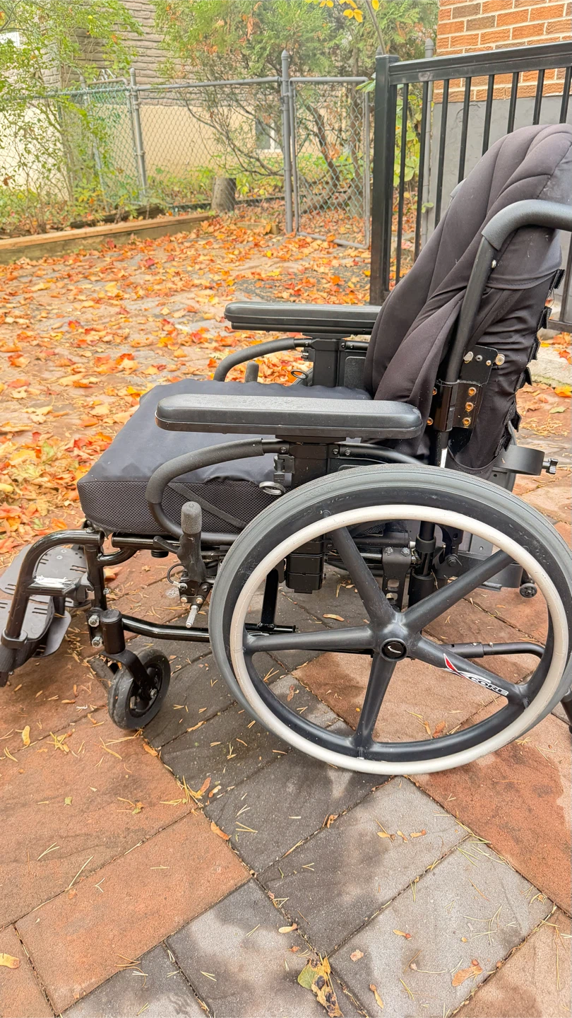 X-Core Manual Wheelchair