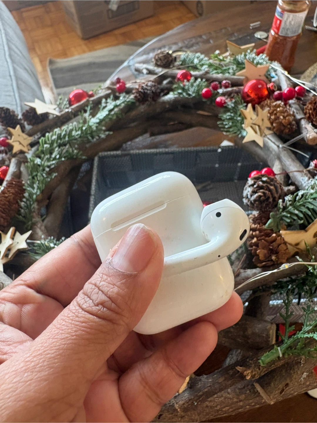 Apple AirPod with Charging Case