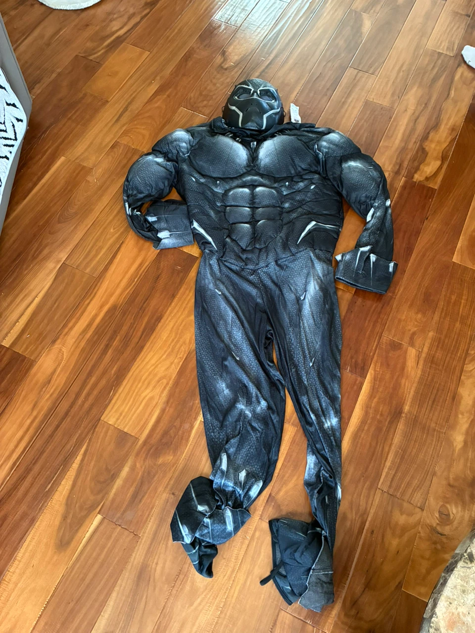 Assorted Adult Halloween Costumes - photo 3