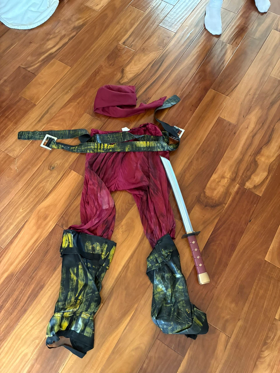 Assorted Adult Halloween Costumes - photo 4