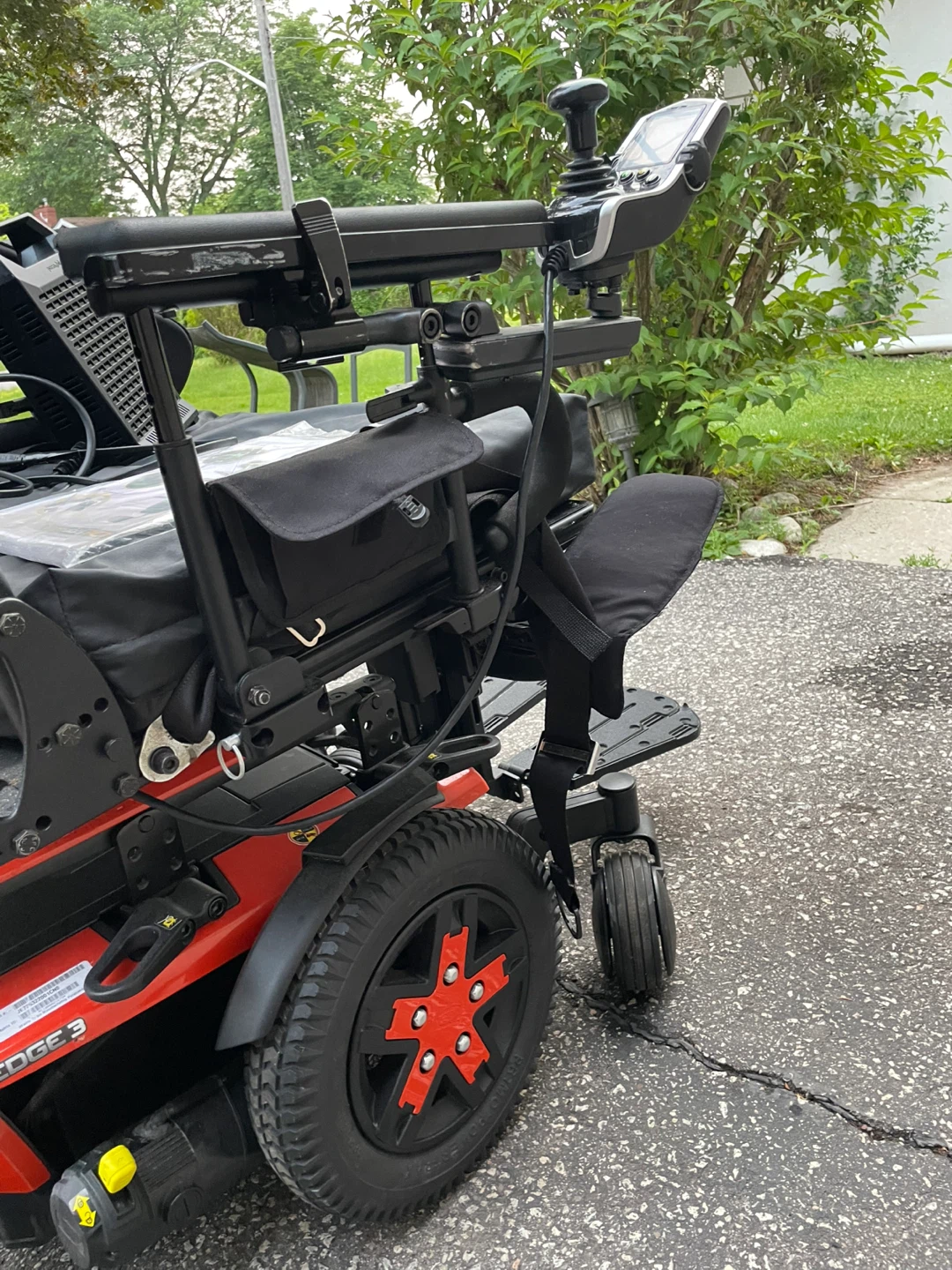 Quantum wheelchair/ scooter (not working) - photo 5