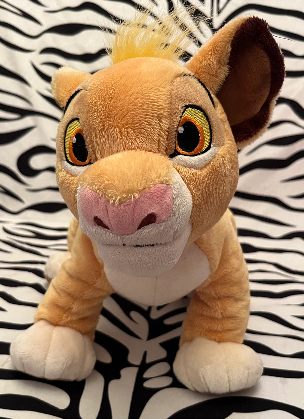 🌻 Disney Store The Lion King Young Simba plush toy🌻