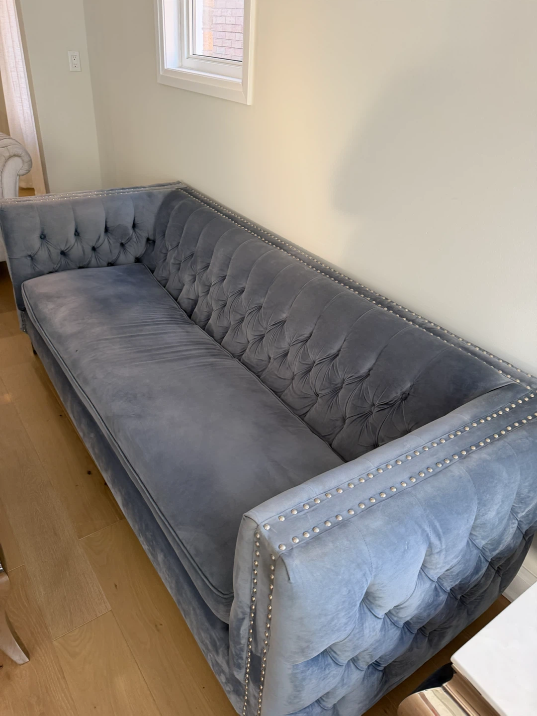 Grey Velvet Chesterfield Sofa - photo 4