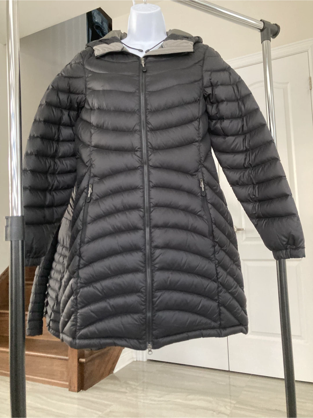 L.L.Bean Down Hooded Jacket  Women Brandnew - Size XS