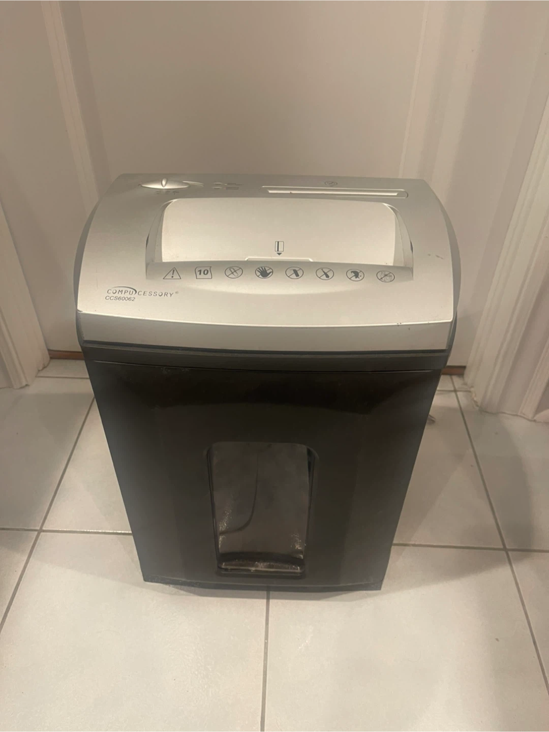 Compucessory CCS60062 Paper Shredder - photo 2