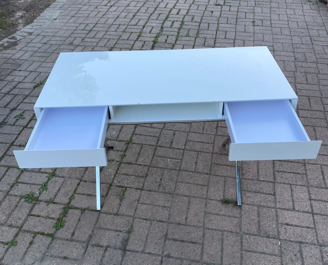 Modern White Gloss Desk with Chrome Legs - photo 2