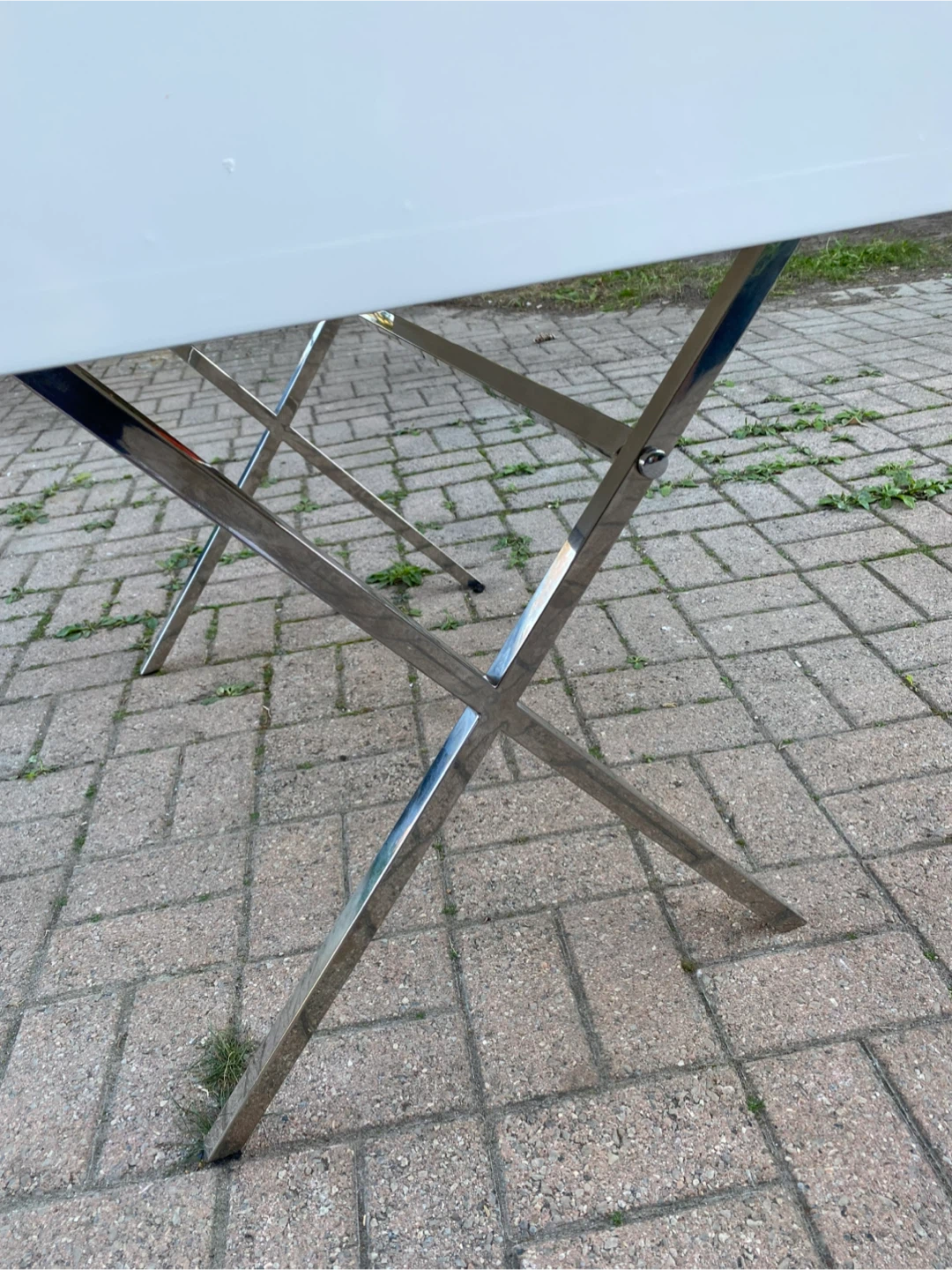 Modern White Gloss Desk with Chrome Legs - photo 4