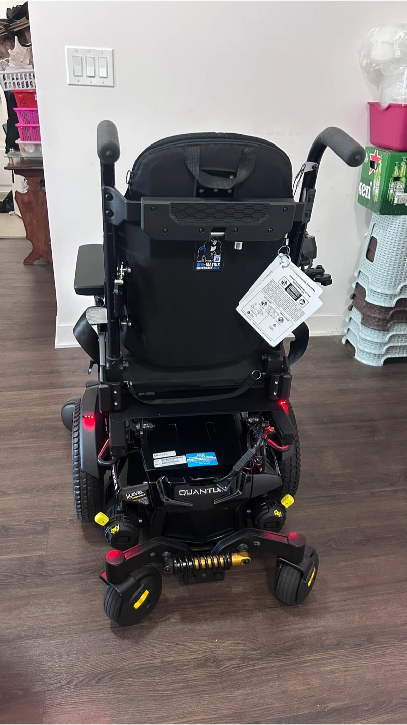 Power wheelchair- brand new. - photo 2
