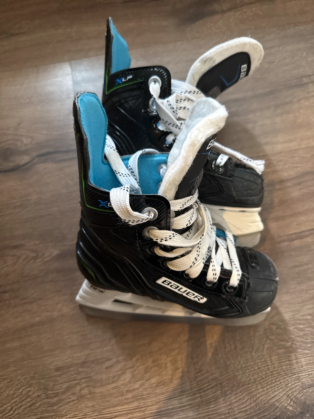 Bauer XLP Ice Skates size 9